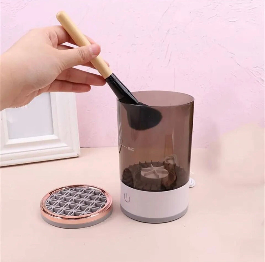 Make-Up BRUSH Cleaner